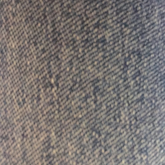 Meet your Posher, Cindy - Picture 1 of 1